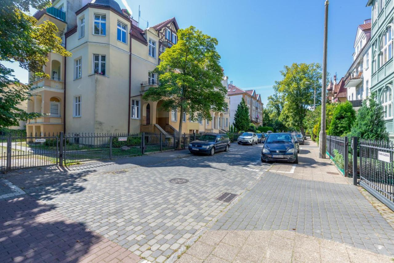 Totu Home Seaside Sopot Helska Apartment Bagian luar foto